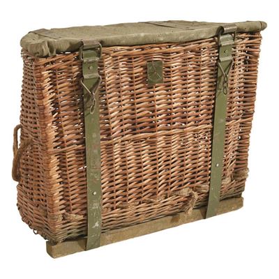 Panier en osier pour selle de transport utilisé  1239163 5