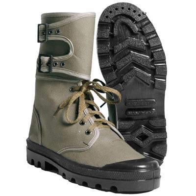 Chaussures COMANDO en toile avec boucles VERT