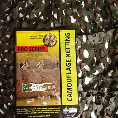 Filet de camouflage PRO BASIC en plastique WOODLAND, dimensions 2,4 x 6 m