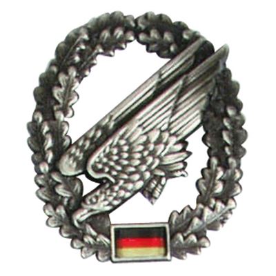 Insigne BW sur le béret Fallschirmjägertruppe