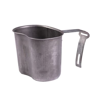 Abreuvoir américain à anse rabattable original utilisé