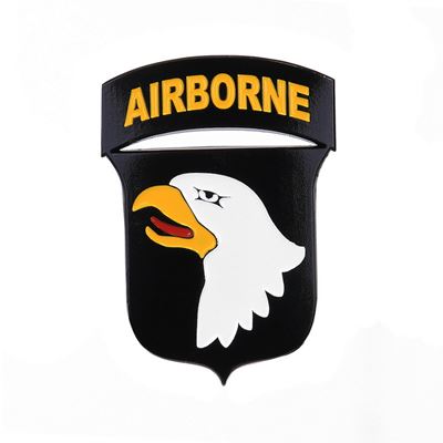 Insigne métallique 101st Airborne Division avec autocollant