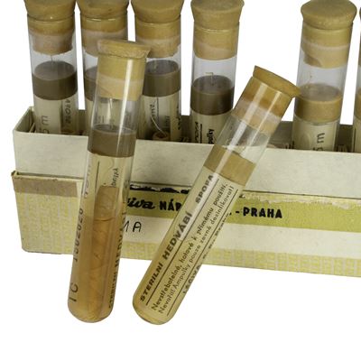 Soie stérile, fibre filée dans une solution conservatrice, 10 tubes  502626 2