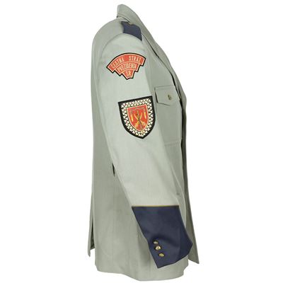 Veste de la garde du château de la République slovaque utilisée Armée slovaque 8609256 3