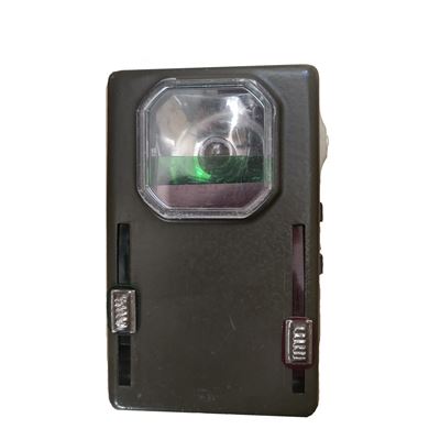 Lampe CZM DOMGOS verre carré VERT d'occasion