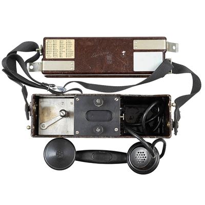 Téléphone de campagne ERICSSON avec accessoires, d'occasion Armée finlandaise 637206 3