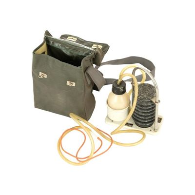 Aspirateur à pédale O-69 pour éliminer les mucosités des voies respiratoires Armée tchèque 8080101 4