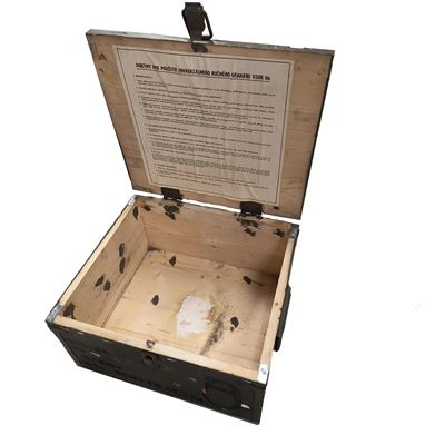 Caisse en bois pour grenades URG-86 AČR 35 x 31 x 18 cm d'occasion Armée tchèque 87027927GRA 3