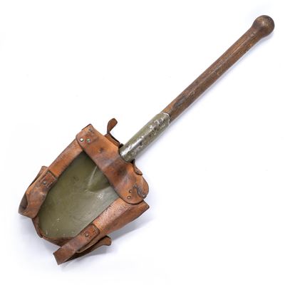 Pelle AČR/ČSLA rigide avec étui en cuir, d'occasion