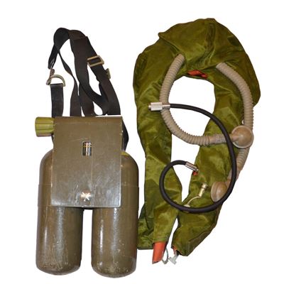 Appareil respiratoire AČR ZP-10 avec emballage, d'occasion