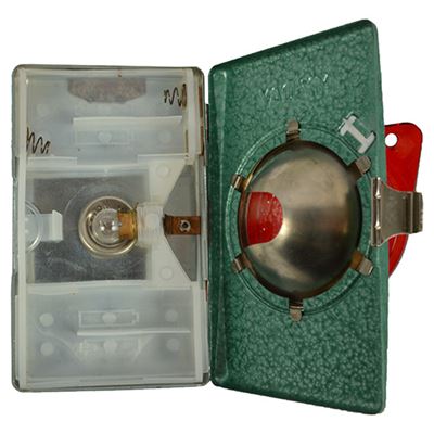 Lampe de police MY DAY avec cache rouge couleur VERTE Armée tchèque 898151-Z 3