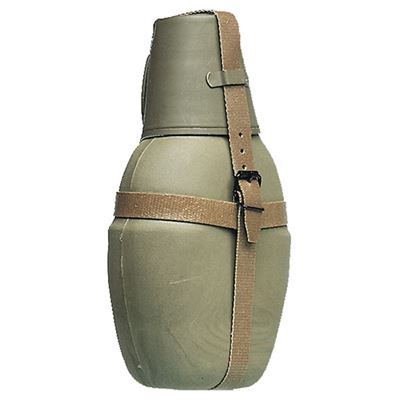 Bouteille de campagne NVA avec tasse Thermo VERTE usagée