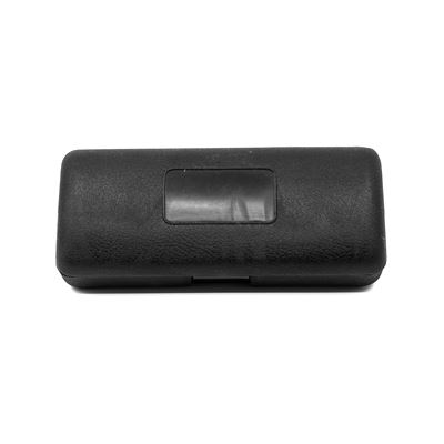 Étui à lunettes en plastique NOIR d'occasion