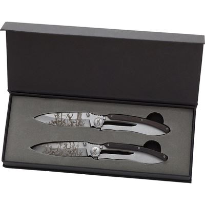 Lot de 2 couteaux pliants BROWNING motif CERF ostatní BR0318B 2