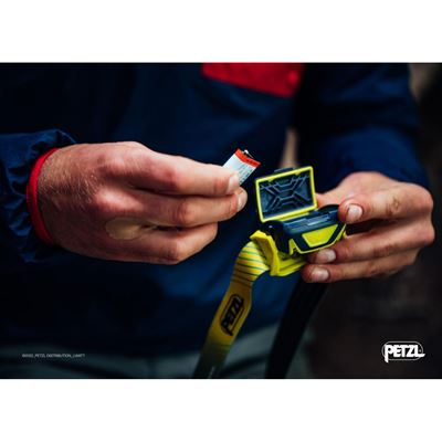 Lampe frontale TIKKA CORE BLEUE PETZL E067AA01 6