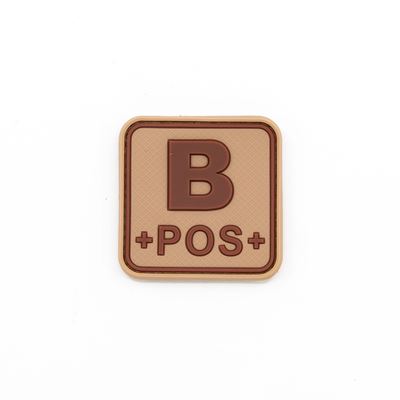 Écusson groupe sanguin B+ POS plastique velcro DESERT