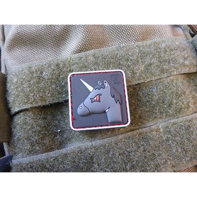 Écusson UNICORNE EN COLÈRE en plastique VELCRO