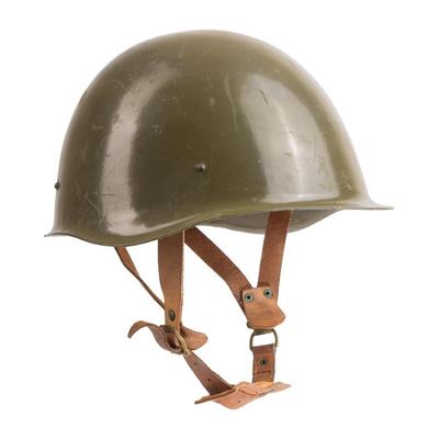 Casque en acier M70 hongrois d'occasion