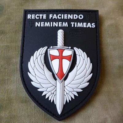 Écusson RECTE FACIENDO plastique velcro COULEUR