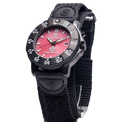 Montre FIRE FIGHTER avec bracelet en nylon NOIR/ROUGE
